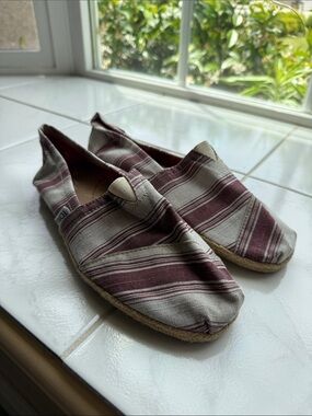 Toms Women’s Slip-On Loafers in Burgundy and Cream Stripe